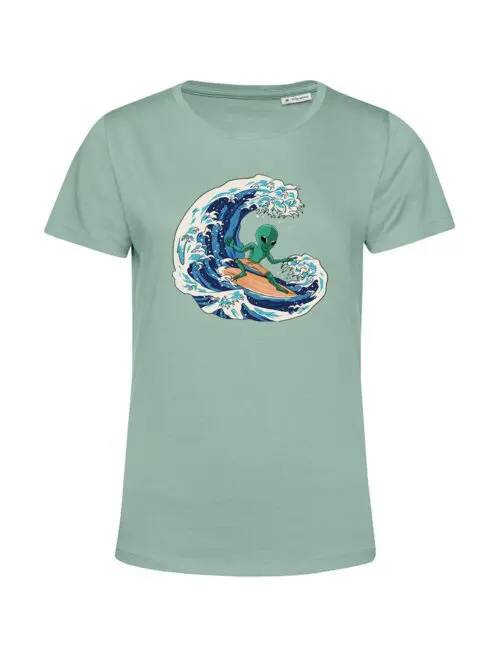 alien surfing